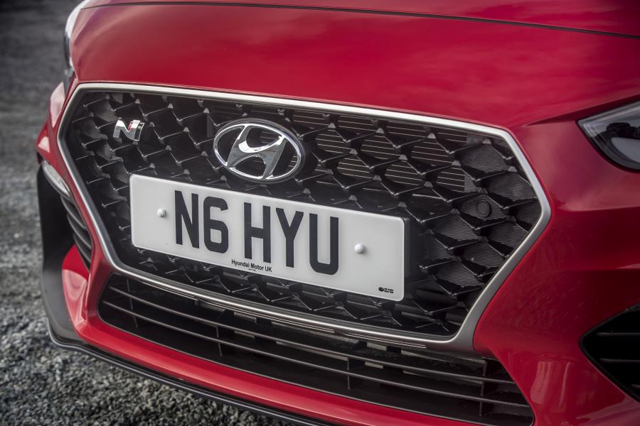 Детали экстерьера Hyundai i30 Fastback N (PD) 2019 года  (UK) (фото 34 из 40)